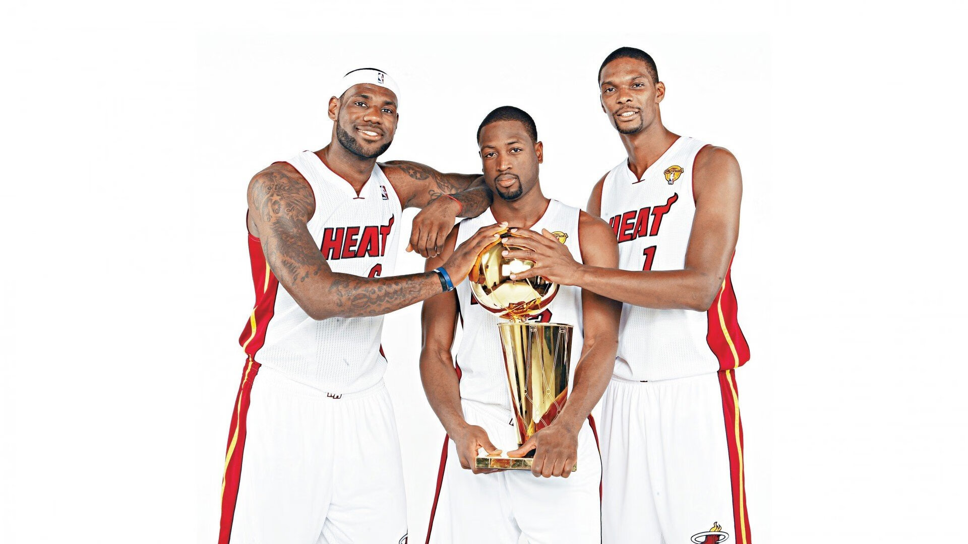 蝶泳冲刺中立代表队A新秀展现速度，蝶泳示范